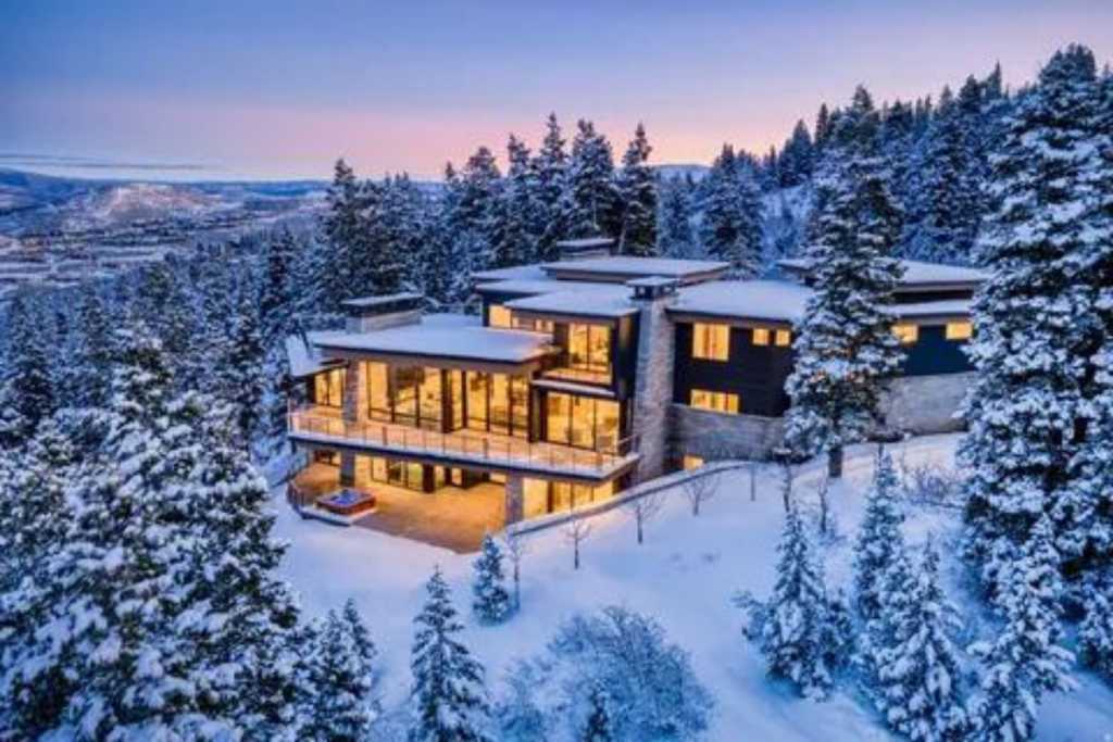 Luxury Park City home representing jumbo mortgage rates in Utah